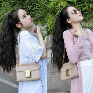 Tóc cột dây xù mì