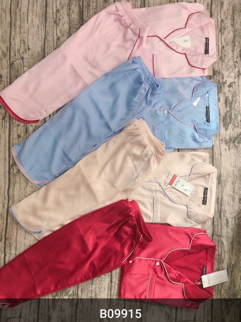 Bộ pijama lụa lửng siêu xinh (4 màu) | BigBuy360 - bigbuy360.vn