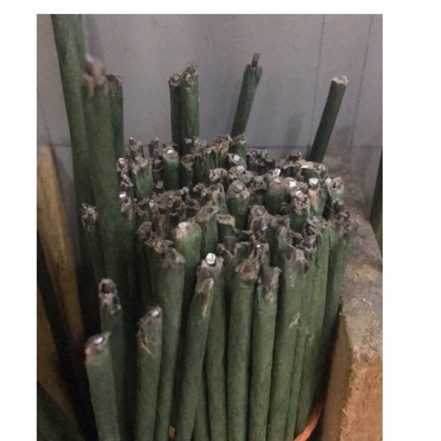 Kẽm cành thân cây  60cm, 80cm loại 4mm.