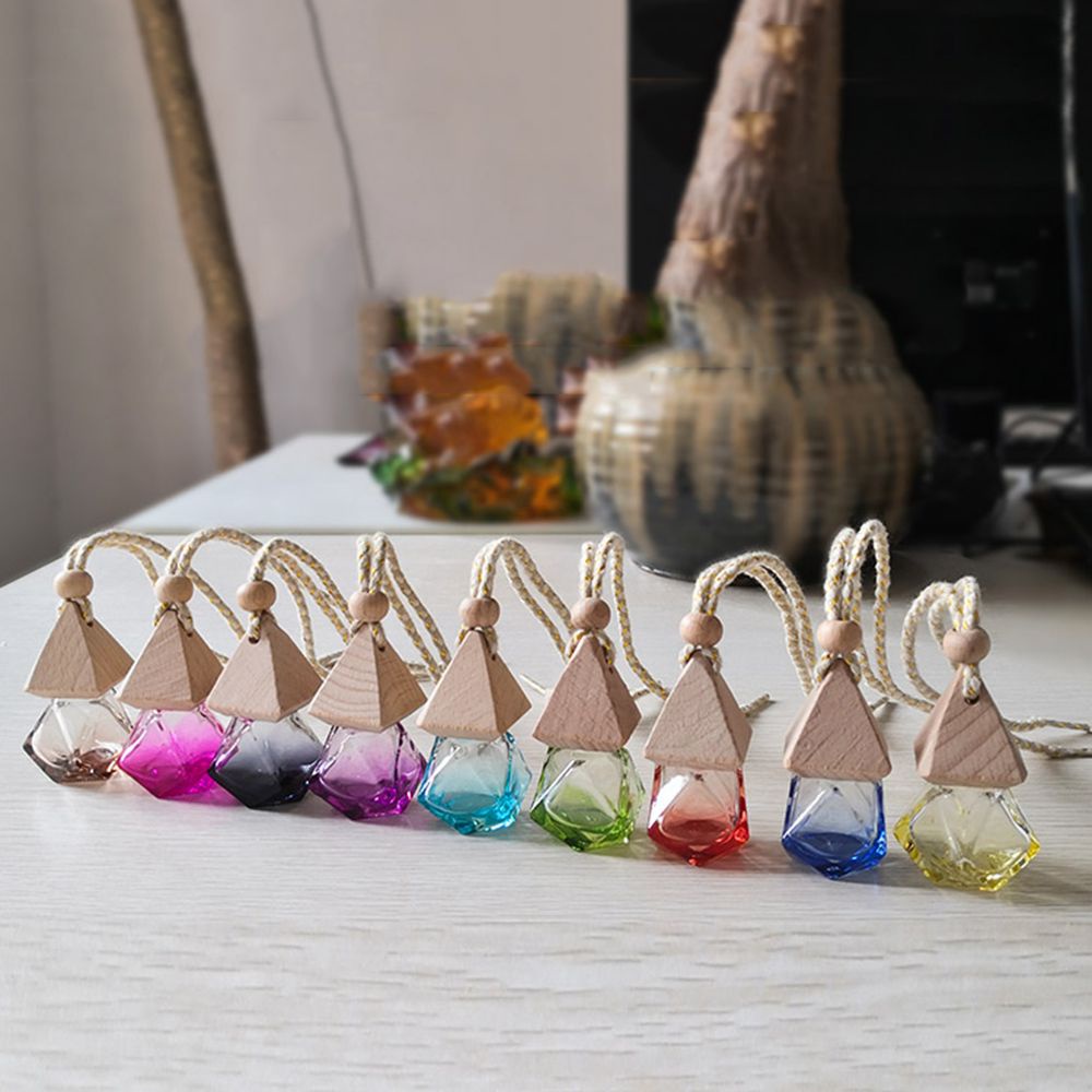 Bình Đựng Nước Hoa Treo Xe Hơi Bằng Kính Trong Suốt Nhiều Màu