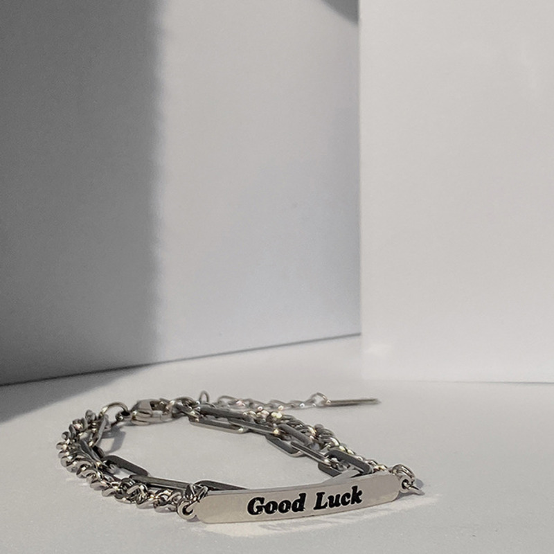 Vòng tay dây xích 19956 hai lớp bằng thép titan phối mặt chữ kiểu hip hop đường phố