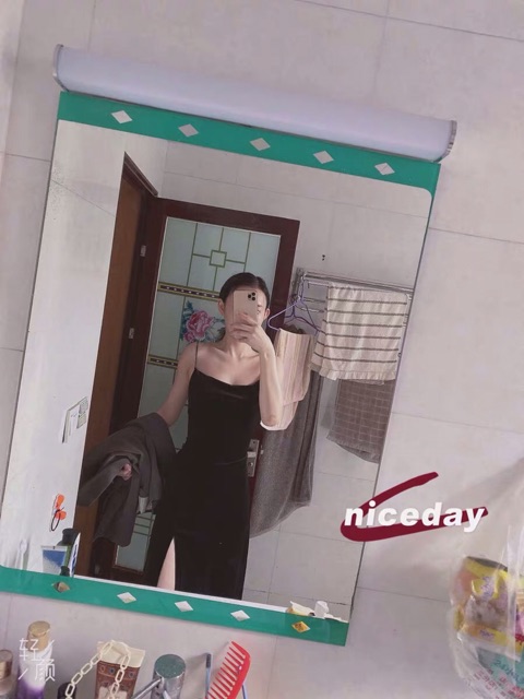 Váy/Đầm nhung hai dây thắt eo ôm body cổ đổ xẻ tà chân chiết eo quyến rũ sexy CRABE FASHION