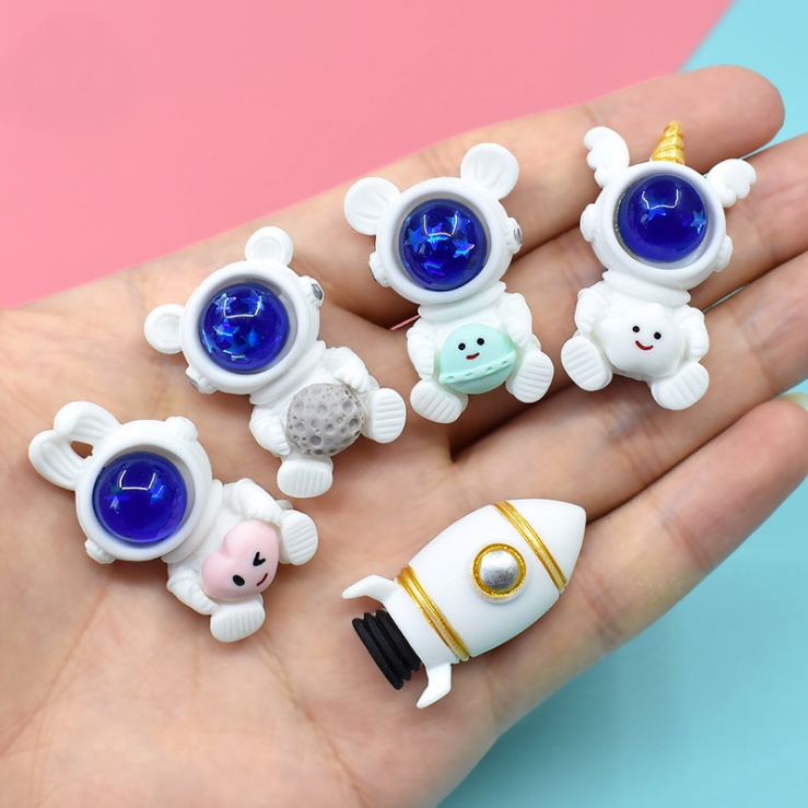 Charm phi hành gia và tàu vũ trụ xinh xắn cho các bạn trang trí Jibbitz, ốp điện thoại, DIY