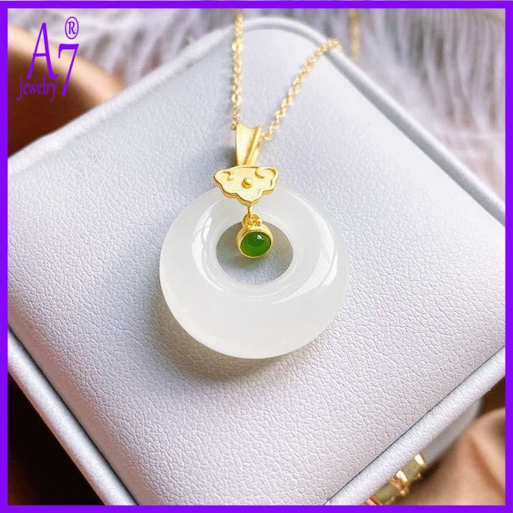 Vòng cổ Bạc Mặt Ngọc Bích A7 Làm Quà Tặng Cho Mẹ