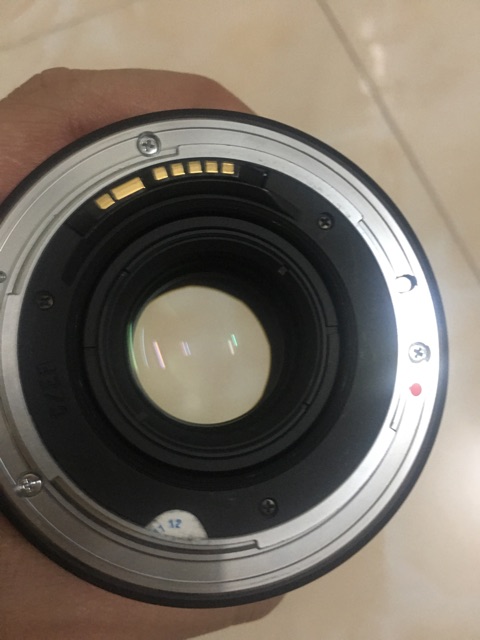 Ống kính máy ảnh Tokina 11-16 f2.8 cho máy ảnh Canon