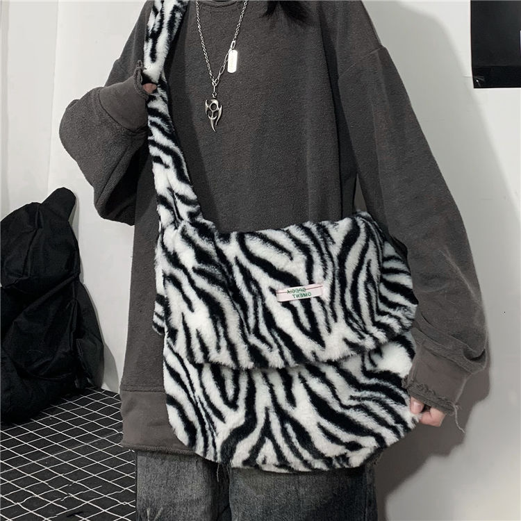 Túi Xách Họa Tiết Da Báo Độc Đáo Thời Trang Dành Cho Nữ