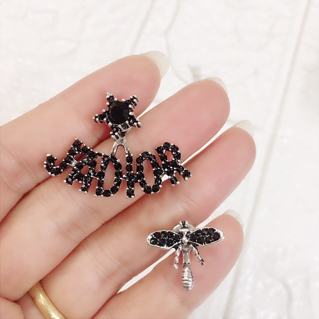 *khuyên tai hình chữ cá tính,sang chảnh(KHUYENNDE2)