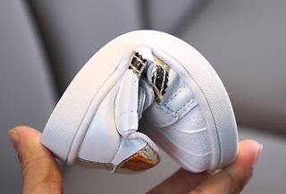Giày Sneaker Da Pu Đế Mềm Dành Cho Bé