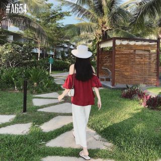 Áo lụa suông trễ vai tay phồng