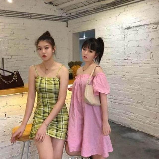 Siêu thị Hàng Xấu Giá Cao