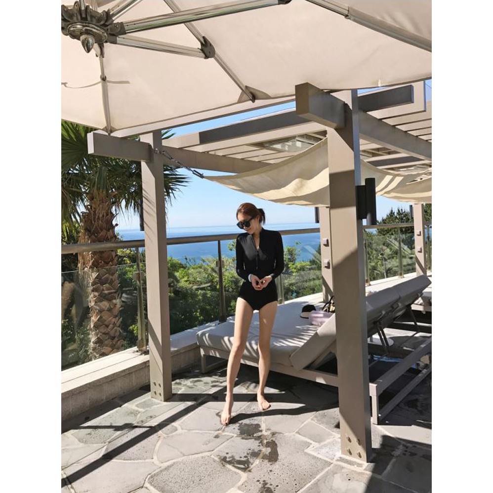 (ORDER) Bikini liền mảnh cộc tay đen chấm bi che bụng thon gọn style Hàn Quốc | BigBuy360 - bigbuy360.vn