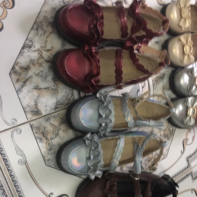 Giày lolita