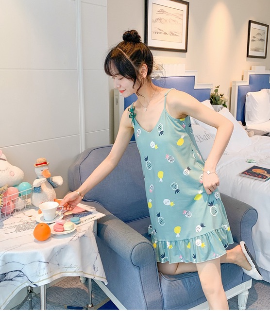 [Mã FASHIONGREEN44 giảm 10K đơn 50K] Váy Ngủ Hai Dây Có Đệm Ngực Đuôi Xếp Li Hot 2020 | BigBuy360 - bigbuy360.vn