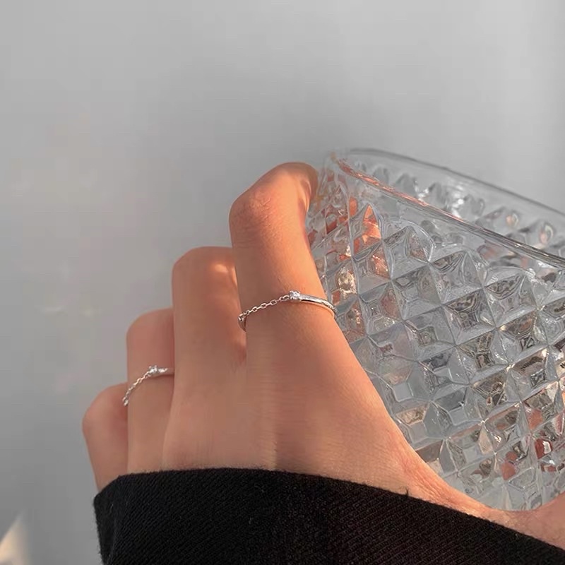 Nhẫn xích đá trơn basic