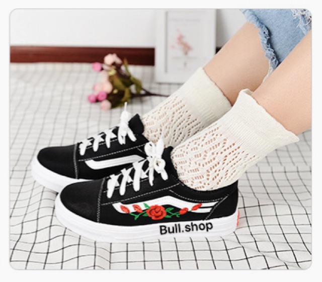 Tất Len móc Nhật