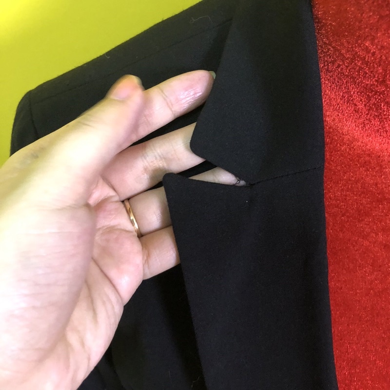 Áo khoác vest blazer đen hình thêu hàng si hàng 2hand
