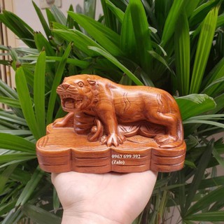  Tượng con hổ gỗ hương