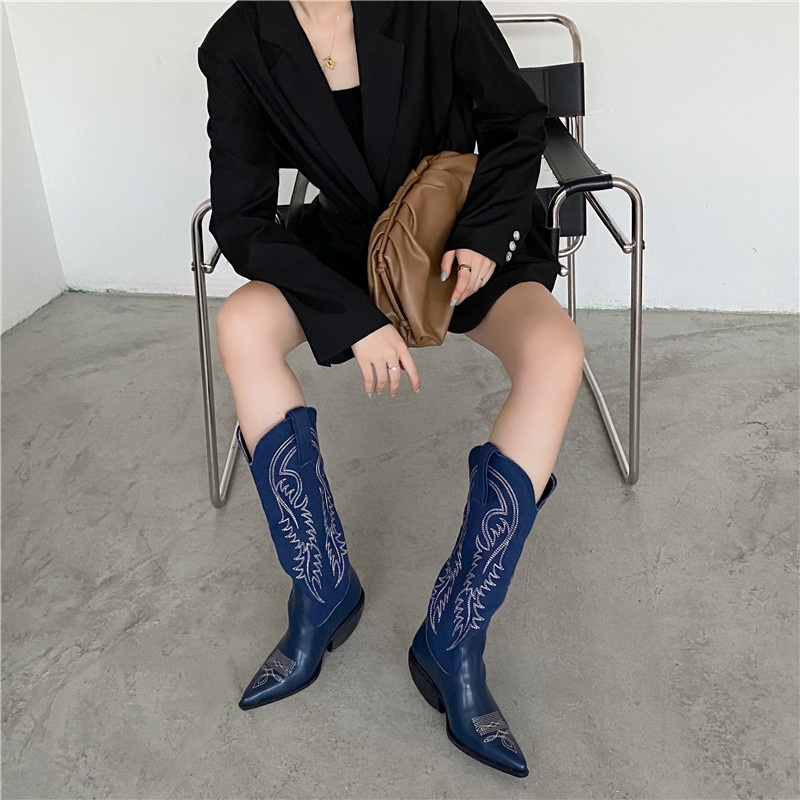 Giày bốt cao gót thêu họa tiết kiểu dáng cổ điển 2021 dành cho nữ | BigBuy360 - bigbuy360.vn
