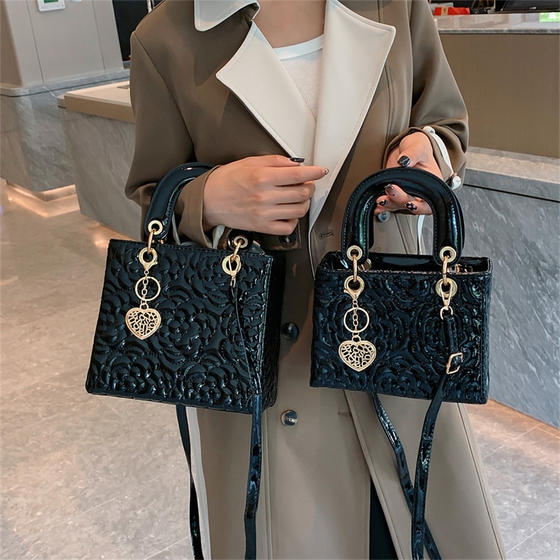 Túi Đeo Chéo Họa Tiết Hoa Thanh Lịch Thời Trang Cho Nữ