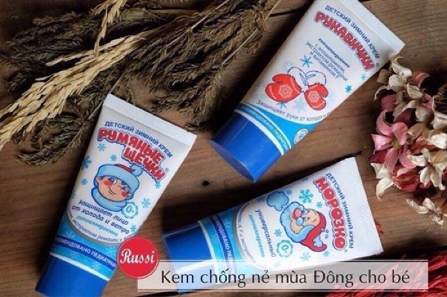 Kem chống nẻ ông già tuyết