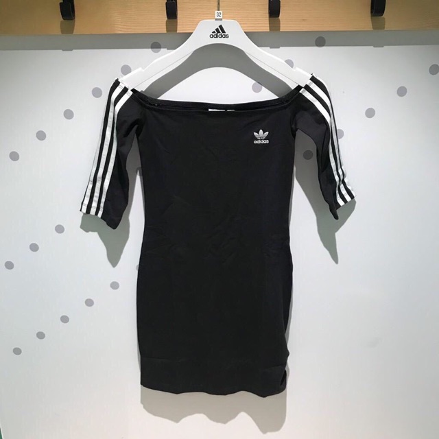 Váy xinh trễ vai xịn