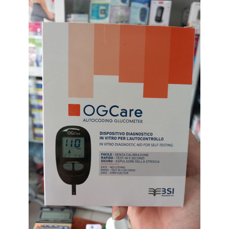 Máy đo đường huyết OGCare (Ý) + Tặng 25 que+ 100 kim