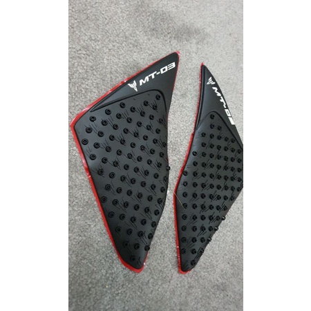 Dán chống trượt bình xăng Yamaha MT-03