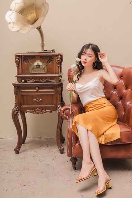 Chân váy lụa form A video thật 100%