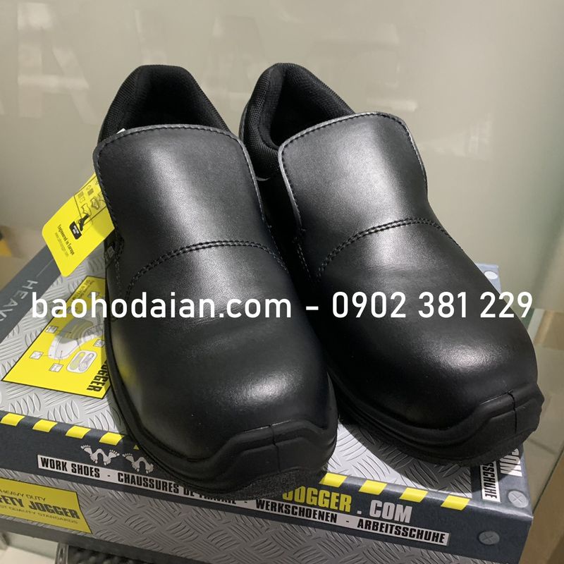 Giày bảo hộ lao động xỏ Safety Jogger Dolce S3 SRC