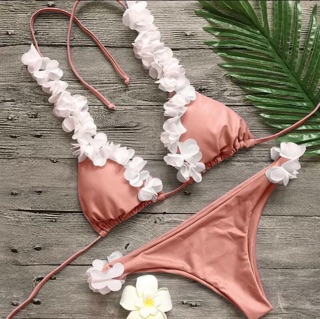 Bộ bikini đính hoa voan