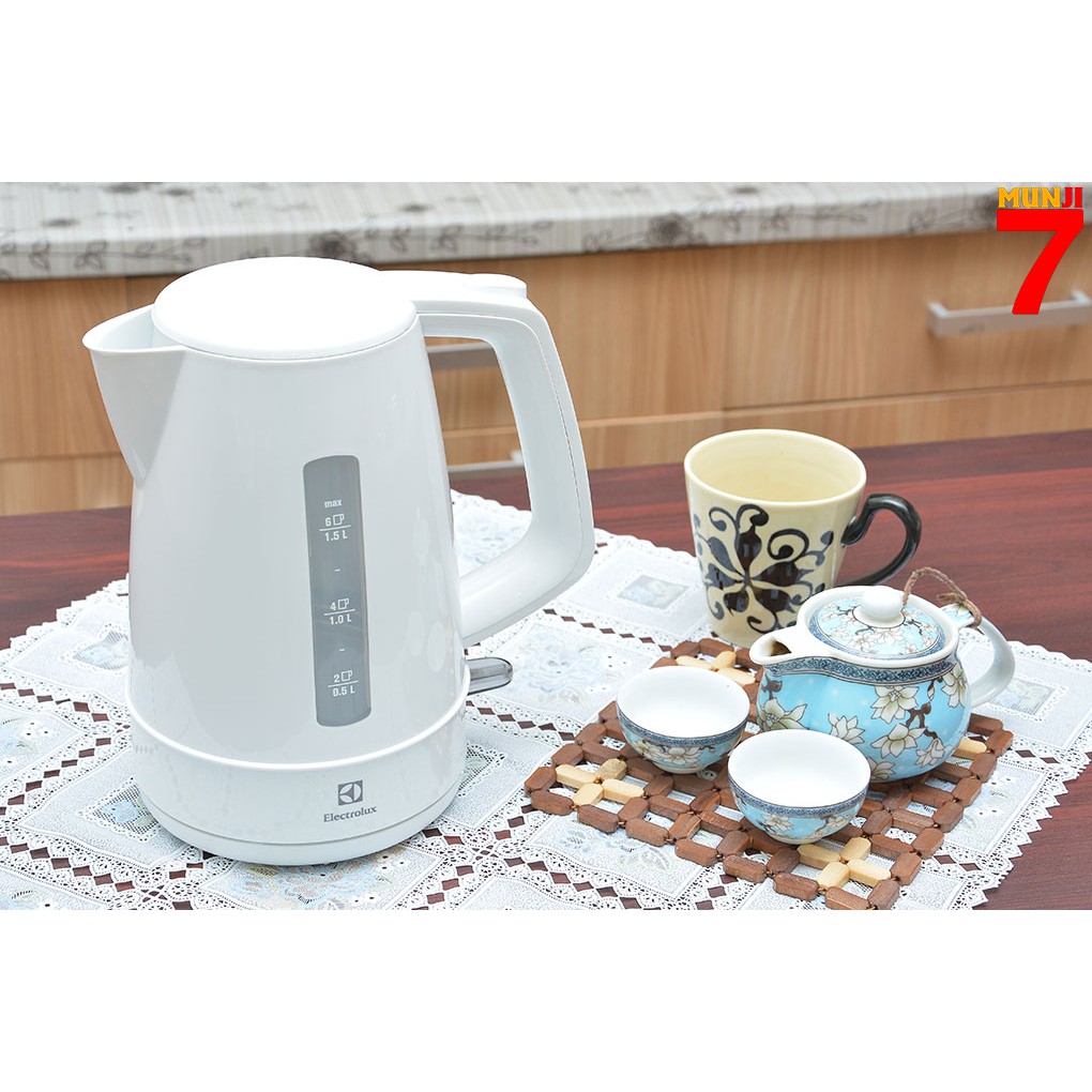 Bình Siêu Tốc Electrolux 1.5 lít EEK1303W