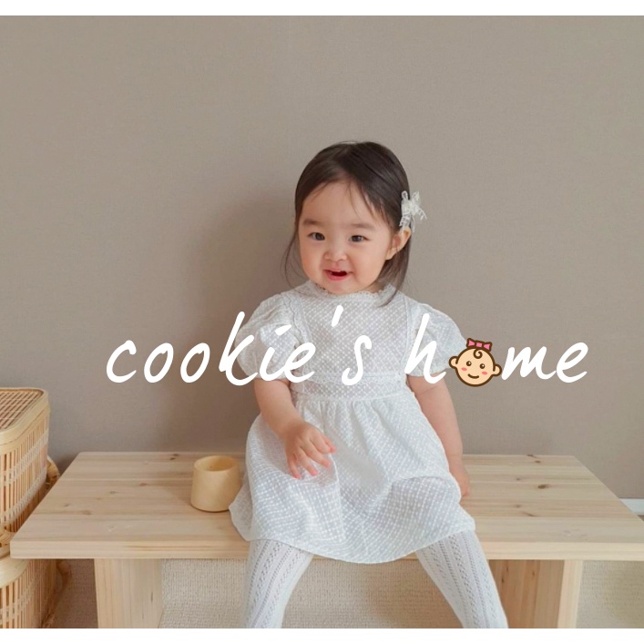 Đầm công chúa trắng cho em sơ sinh mặc chụp thôi nôi/ studio