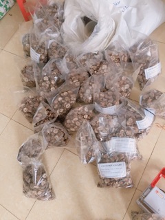 Chuối hột rừng khô thái miếng (1kg)