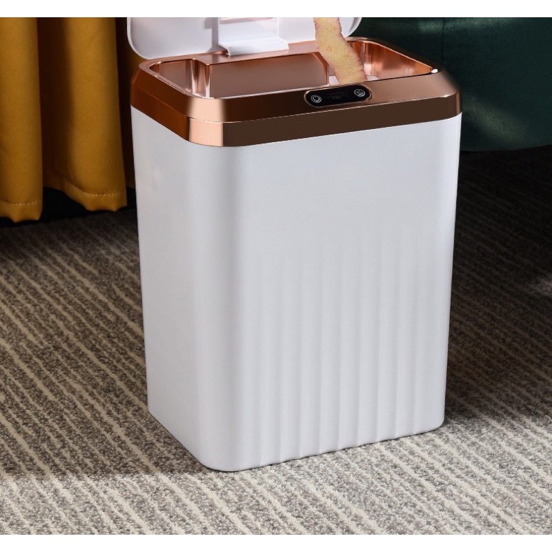 Thùng rác CẢM ỨNG thông minh đóng mở tự động có đèn phát sáng dung tích 13 lít