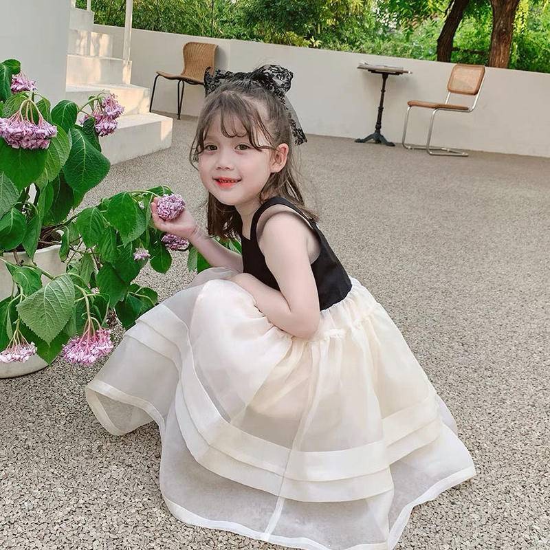 Đầm Hai Dây Mỏng Một Mảnh Thời Trang Xuân Hè Kiểu Mới Cho Bé Gái 5 Tuổi