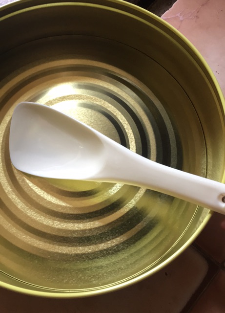 Muôi cơm chống dính