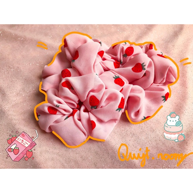 🍓SCRUNCHIES BUỘC TÓC HÌNH QUẢ DÂU