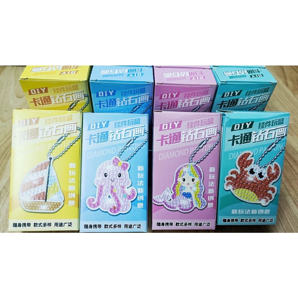 Set Móc Khóa Đính Đá Handmade DIY