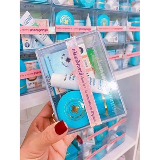 Dưỡng cho da mụn thái lan - màu xanh