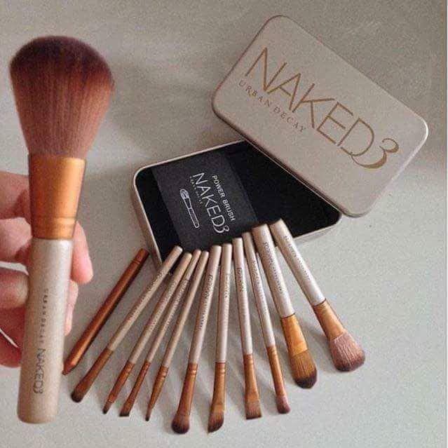 BỘ CỌ TRANG ĐIỂM NAKED 12 MÓN
