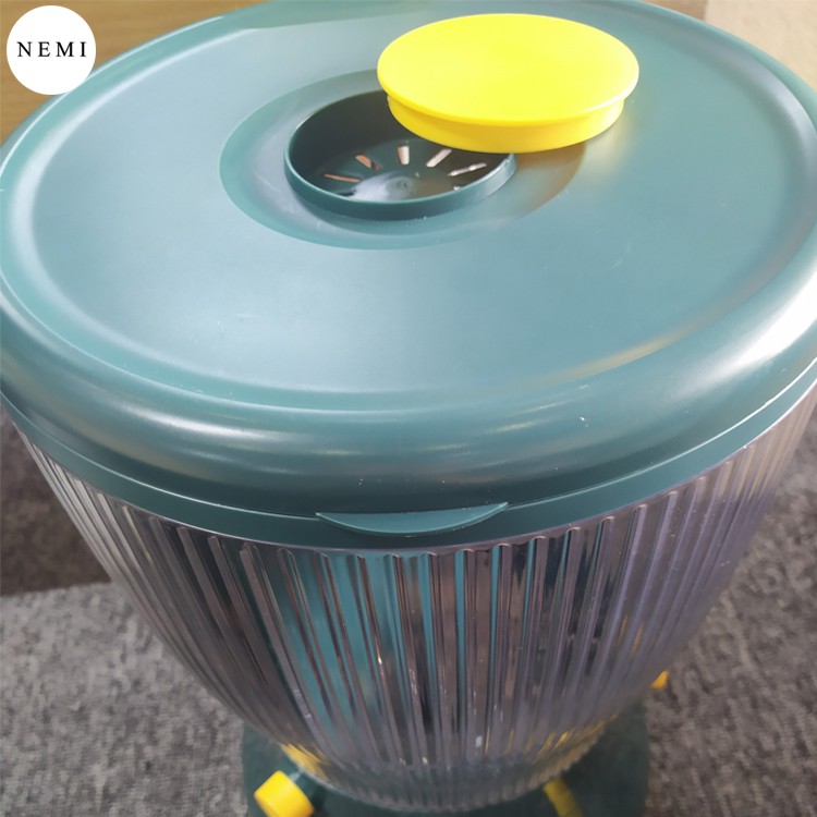 Thùng Đựng Gạo Ngũ Cốc 4 Ngăn Có Thể Xoay 360' Có Nút Bấm Dễ Dàng Lấy Gạo Tặng Kèm Một Cốc Đựng NEMI | BigBuy360 - bigbuy360.vn