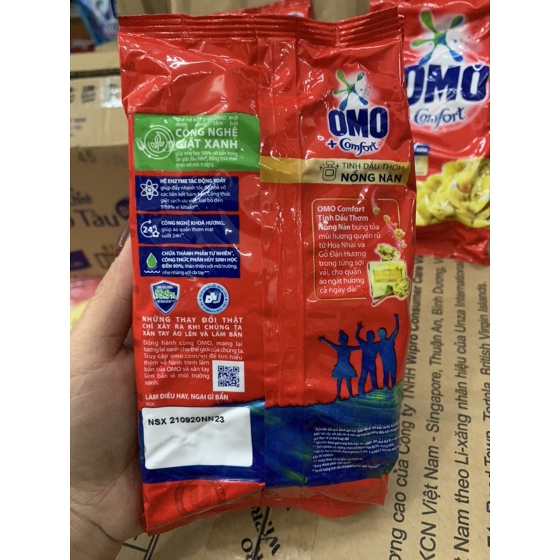 ( Mẫu Mới ) Bột Giặt Omo Comfort Tinh Dầu Thơm Túi 360G