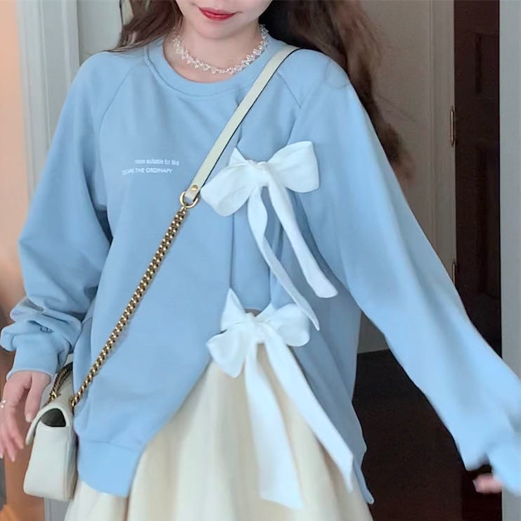 MỚI Set áo hoodie cột nơ + chân váy thiết kế trẻ trung