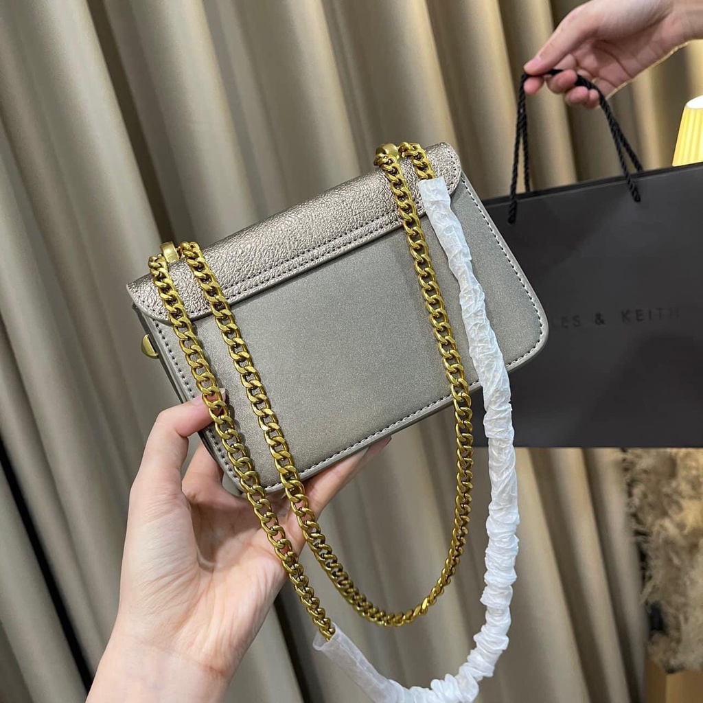 Túi Xách Nữ C.N.K Đinh Size 18 Cm Đeo Chéo Loại 1 Tặng Kèm Túi Vải Hãng Xịn