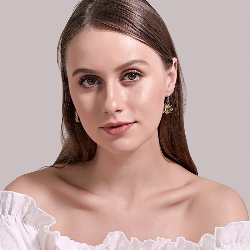 Bông Tai Hình Mặt Trăng Và Mặt Trời Phong Cách Retro