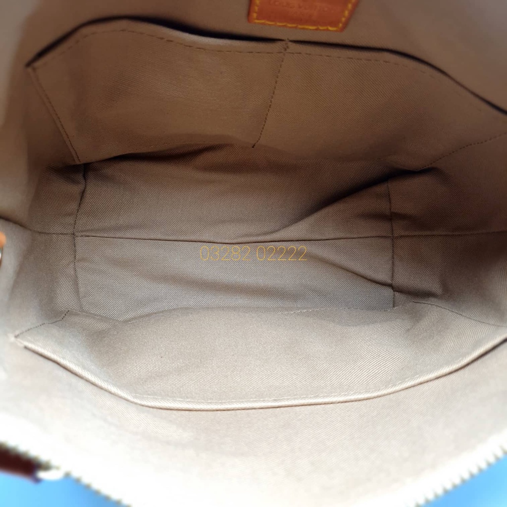 IV. Túi xách công sở LV trắng ô si Nhật xịn sò size trung