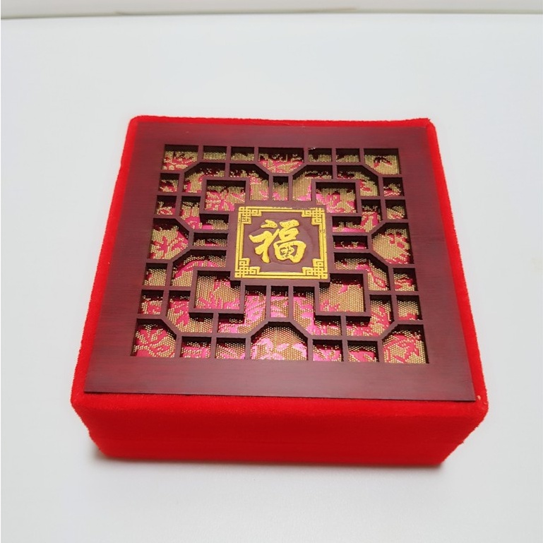 Hộp Gỗ nhung đỏ cao cấp