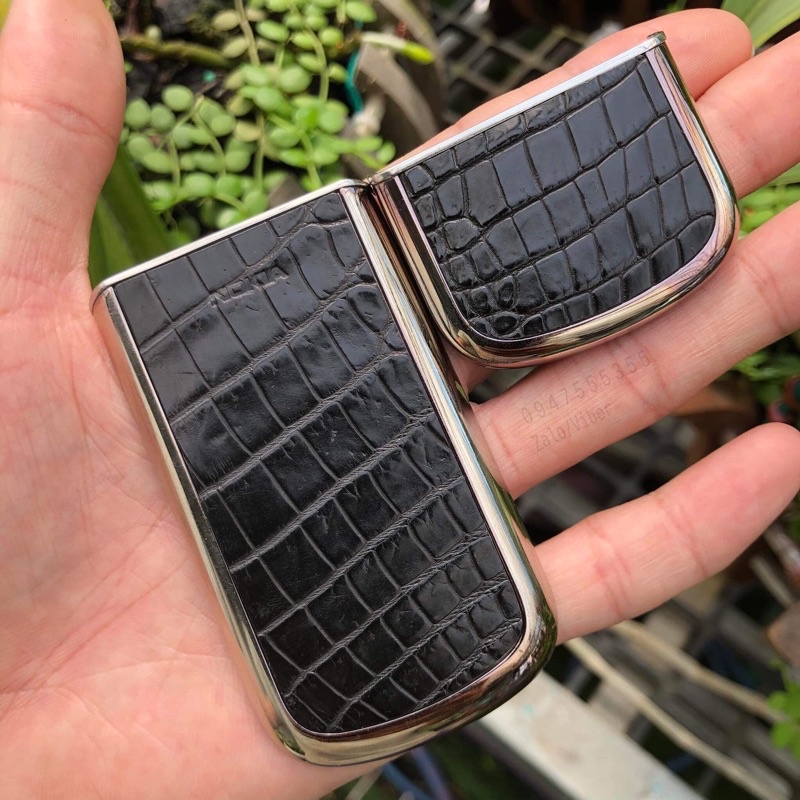 Miếng da nokia 8800 da cá sấu thật màu đen