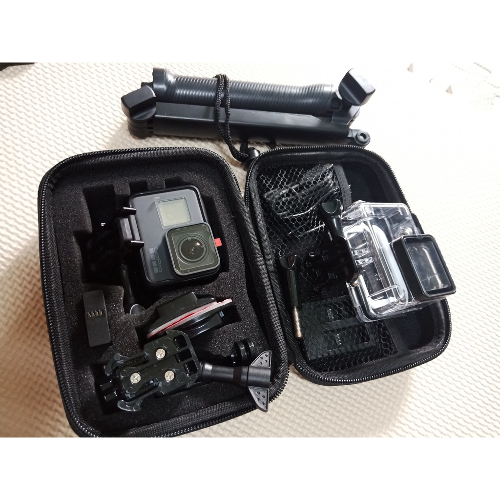 Máy quay GoPro hero 5 black full phụ kiện hàng like new | BigBuy360 - bigbuy360.vn
