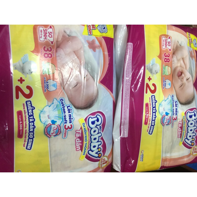Tã dán Bobby sơ sinh đệm thun thấm mồ hôi size XS 38 +4 miếng cho bé dưới 5KG(hàng tặng miếng thay đổi theo đợt )